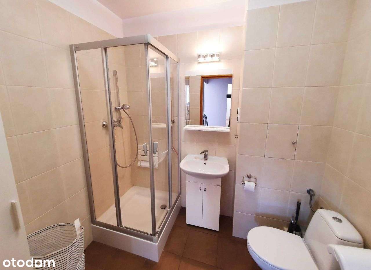 2oddzielne pok. 5min. pieszo doMetra. Blisko lasu-5