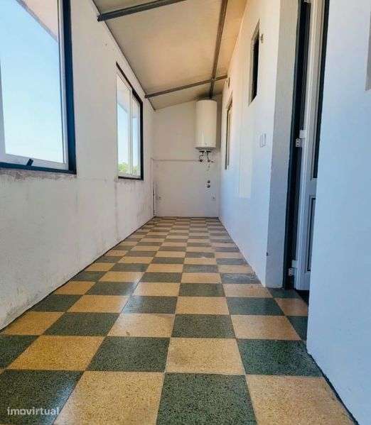 Moradia V5 | 2 pisos | 10 boxes p/ cavalos | Golegã-Santarém - Grande imagem: 5/12