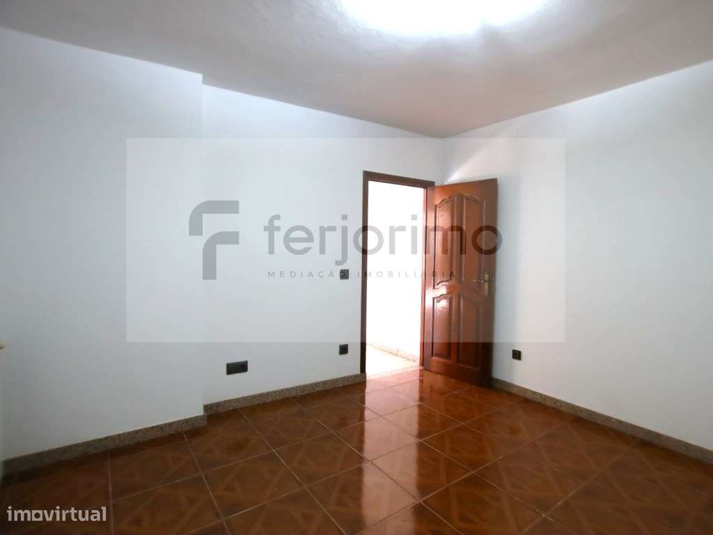 Espetacular Moradia Isolada T4-18