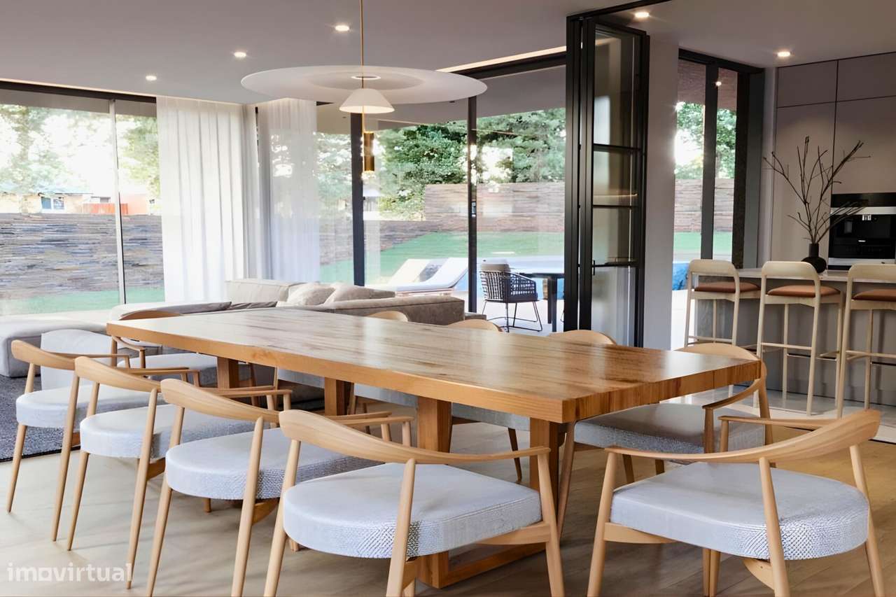 Moradia T3 de luxo, com piscina, a 400 metros da praia-5