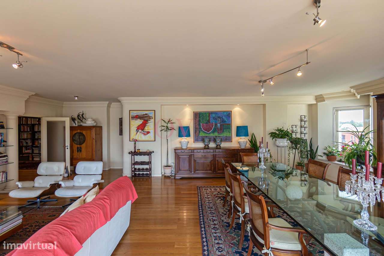 Para venda, apartamento T5 Rua Domingos Sequeira Porto, com varandas,-8