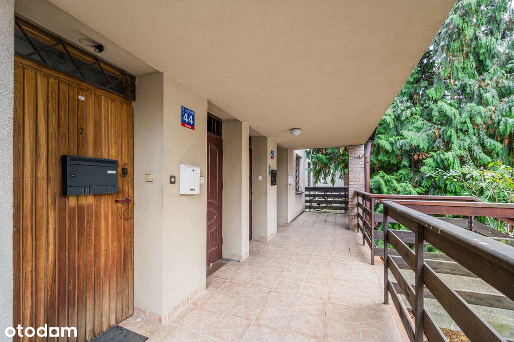 Wielopoziomowe mieszkanie na zamkniętym osiedlu-10