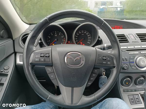 Mazda 3 1.6 Exclusive - 11