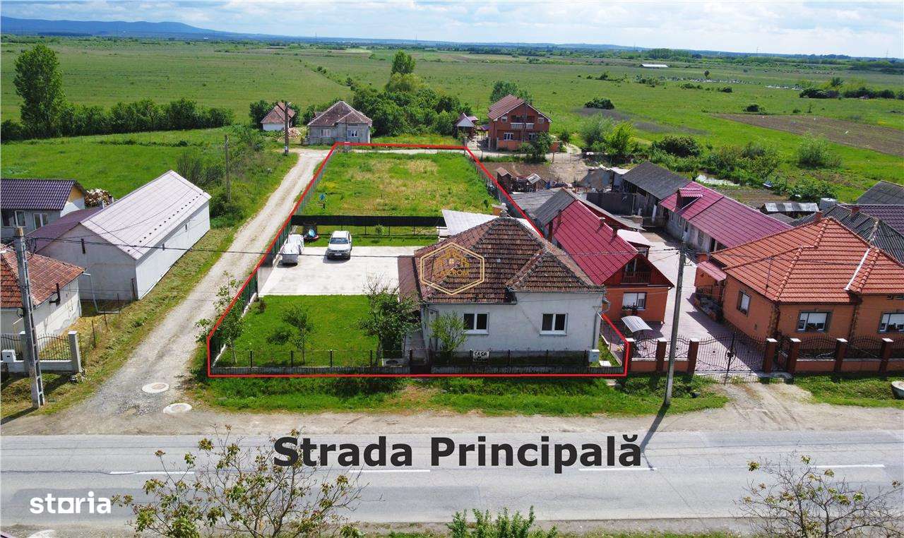 VIDEO - Casa si teren cu deschidere la 3 strazi | 10 minute Satu Mare - Imagine principală: 1/18