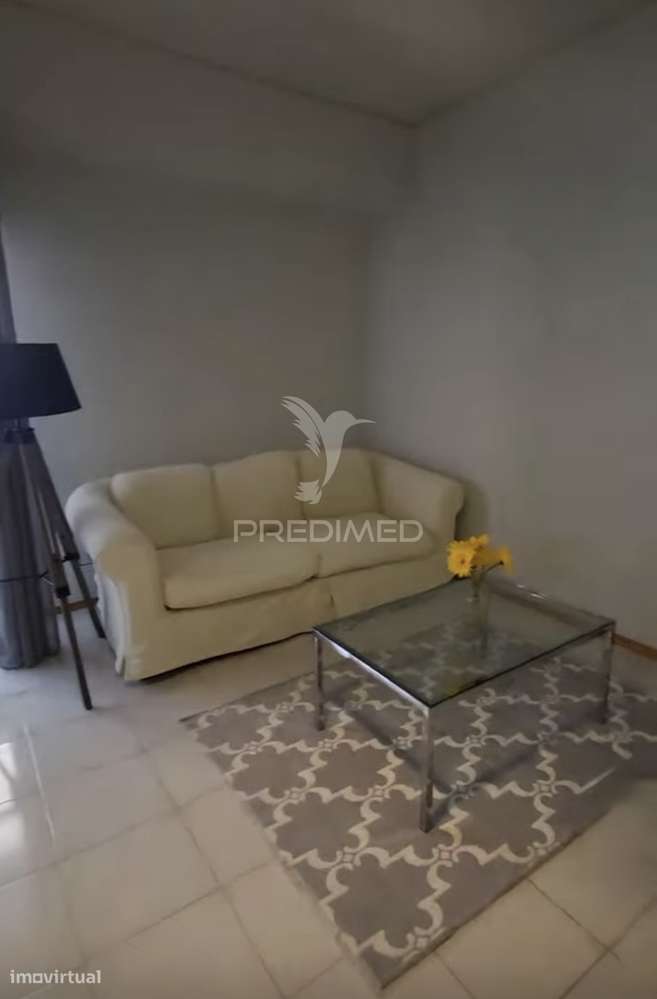 Apartamento T1 com Varanda Fechada junto ao Bonfim – Setúbal-22