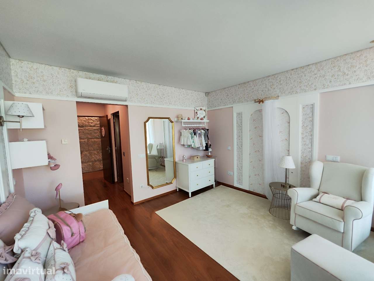 Vende-se moradia de luxo-28