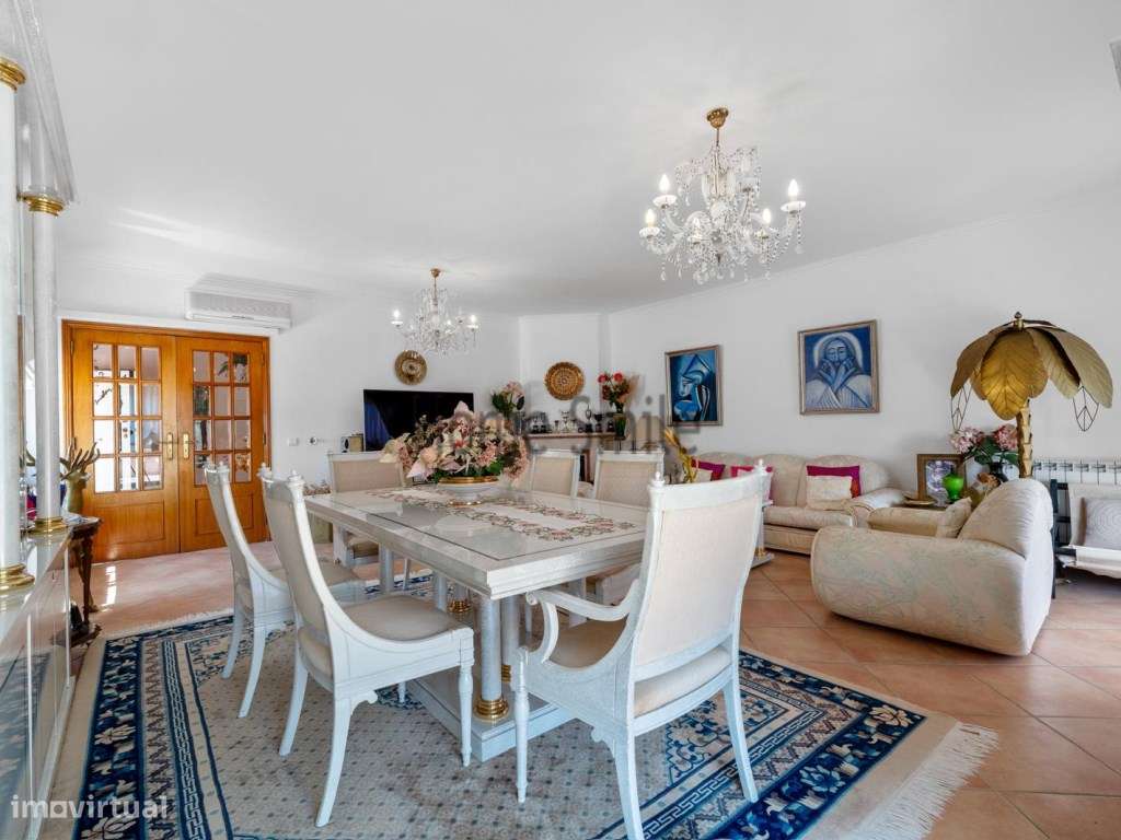 T3+1 COM 2 TERRAÇOS. ANEXO COM PISCINA-14