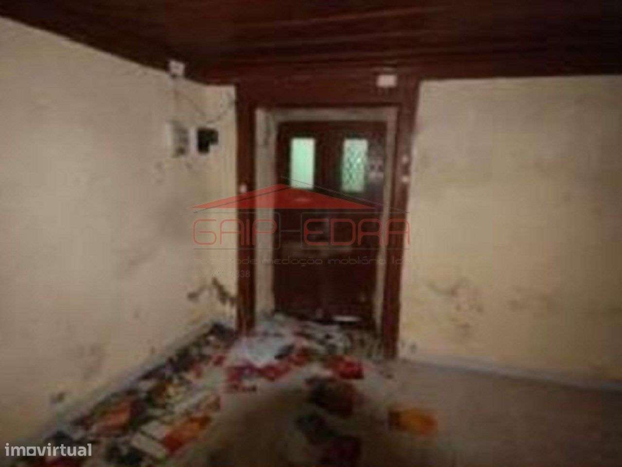 Moradia com 3000 m2 terreno em Tomar na zona Casais - Grande imagem: 5/20