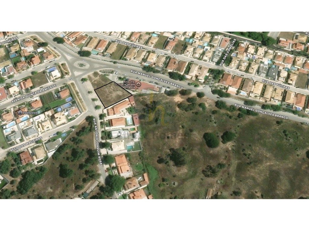 Terreno para construção - Grande imagem: 2/2