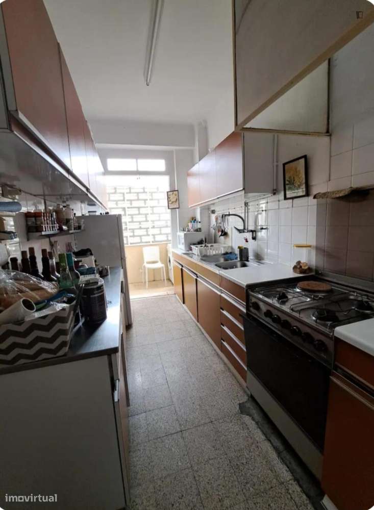 Quarto - localizado em Campolide Lisbon - Grande imagem: 4/9
