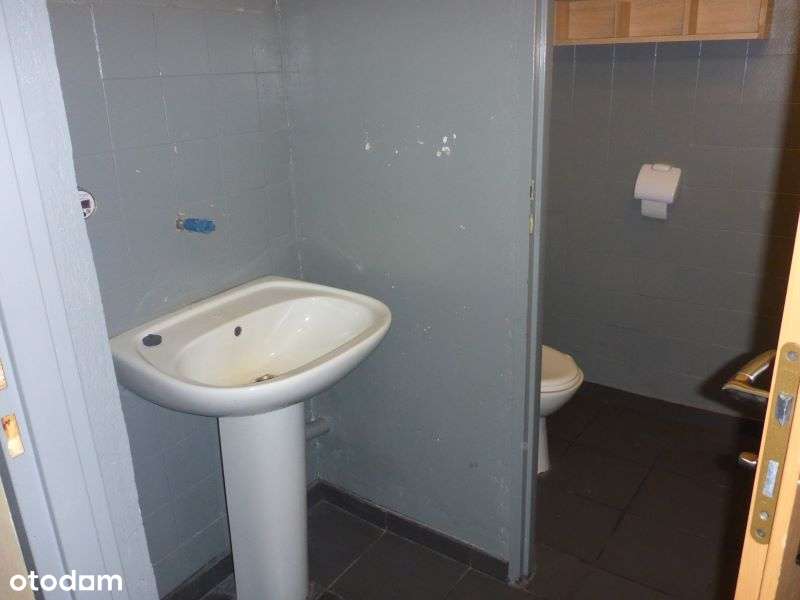 Lokal użytkowy przy ul. Grunwaldzka 46, DOSTĘPNY OD ZARAZ!!!-6