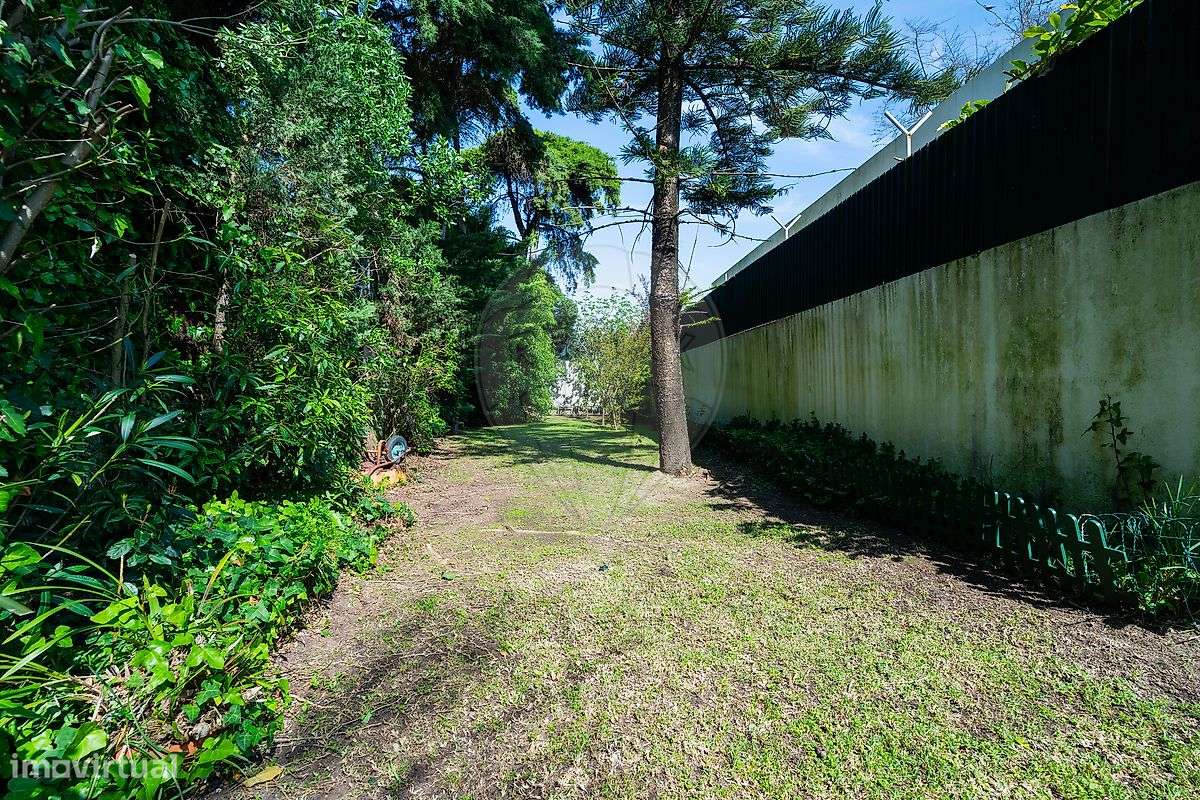 Moradia T4 para venda-25