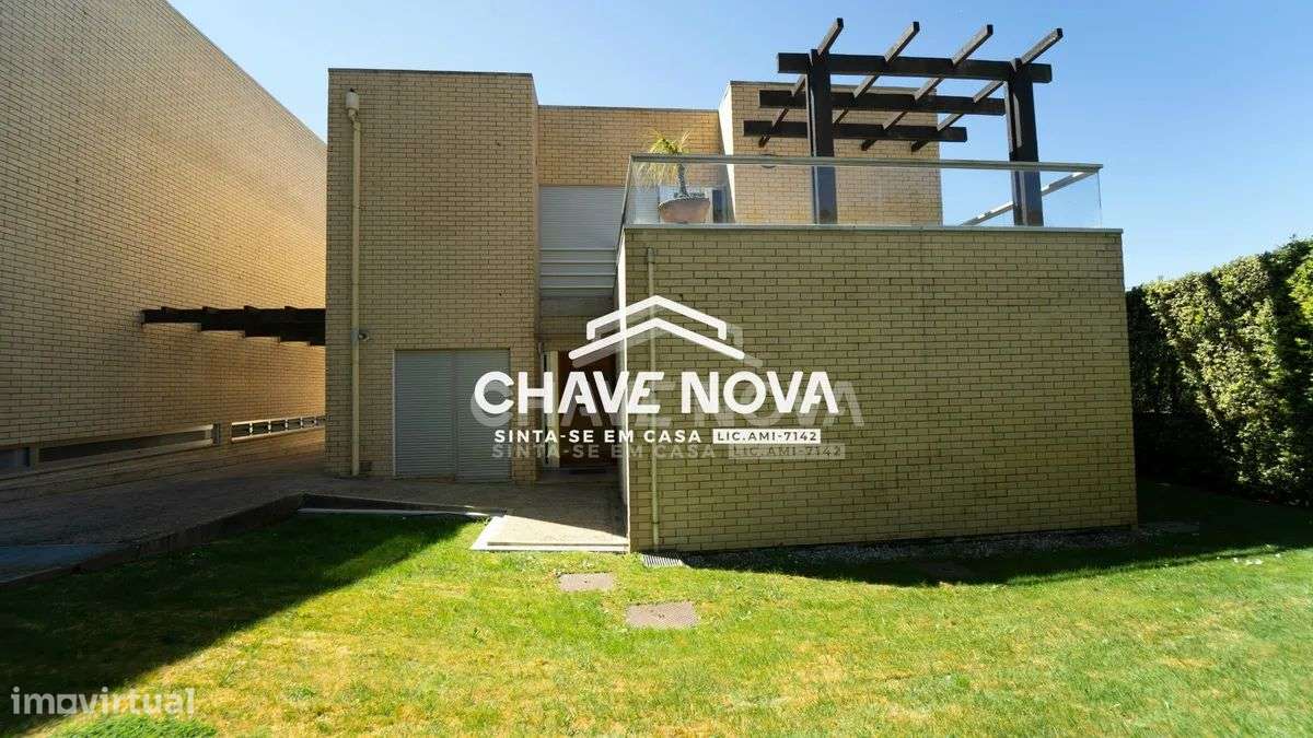 Moradia T4 Cond. Fechado c/piscina em Perosinho, Vila Nova de Gaia-25