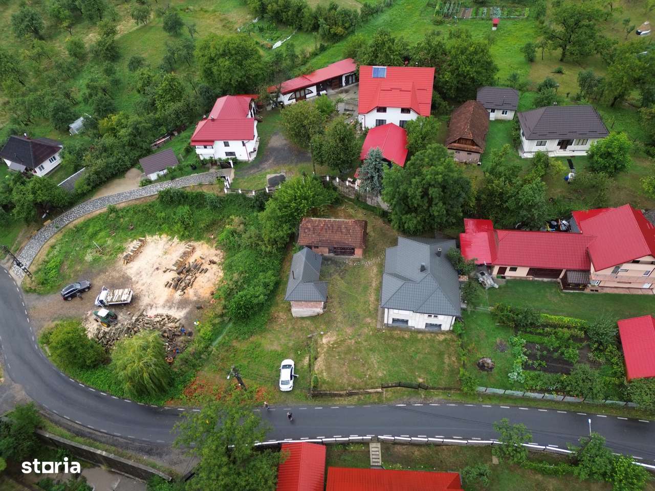 De vânzare casă din caramida cu teren – zonă Pensiunea Secret Garden - Imagine principală: 1/20