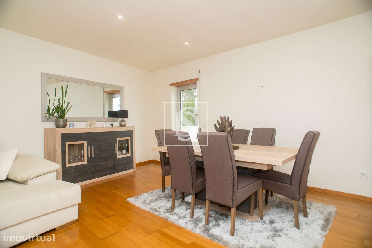 Apartamento T2 com terraço privativo em Pedroso, Vila Nova de Gaia - Grande imagem: 3/28