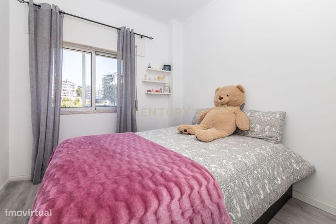 Apartamento T2 no Feijó totalmente remodelado-13