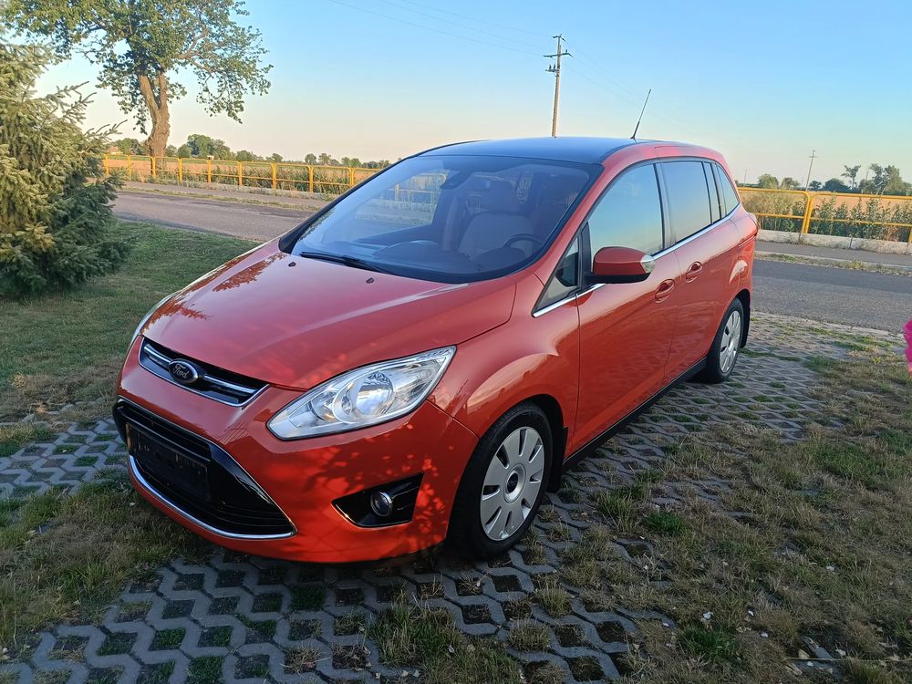 Ford Grand C-Max 2012