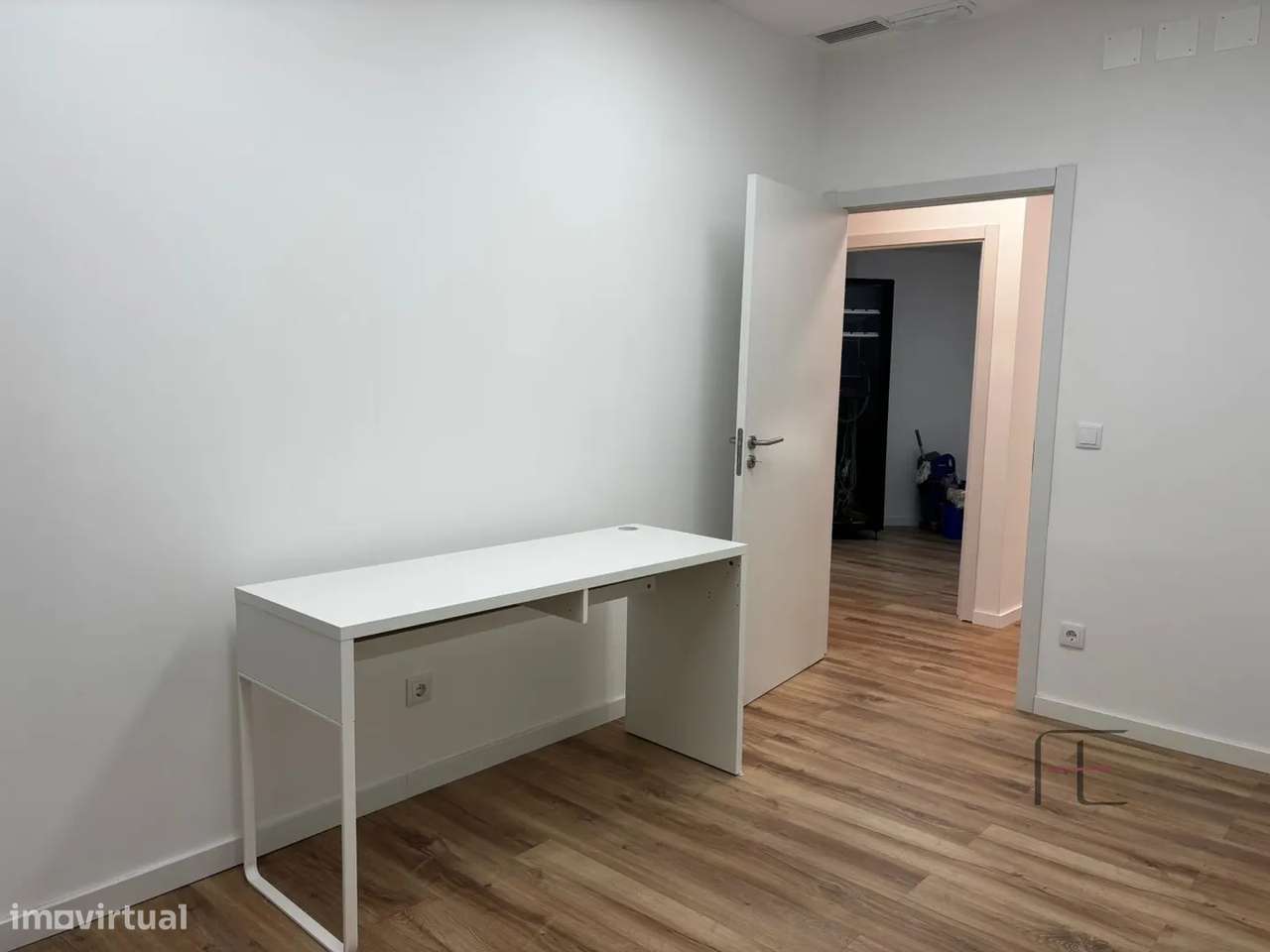 Loja, Porto, Vila Nova de Gaia-14