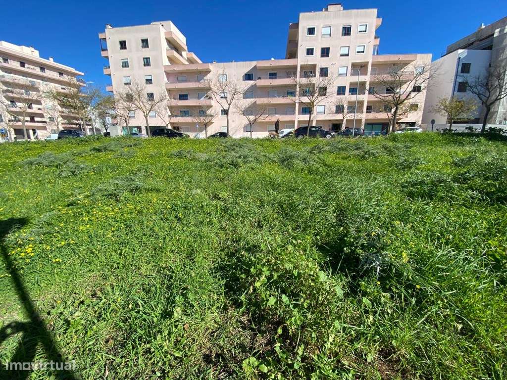 Lote de terreno urbano para construção de 16 fogos, Loulé, Algarve - Grande imagem: 4/12