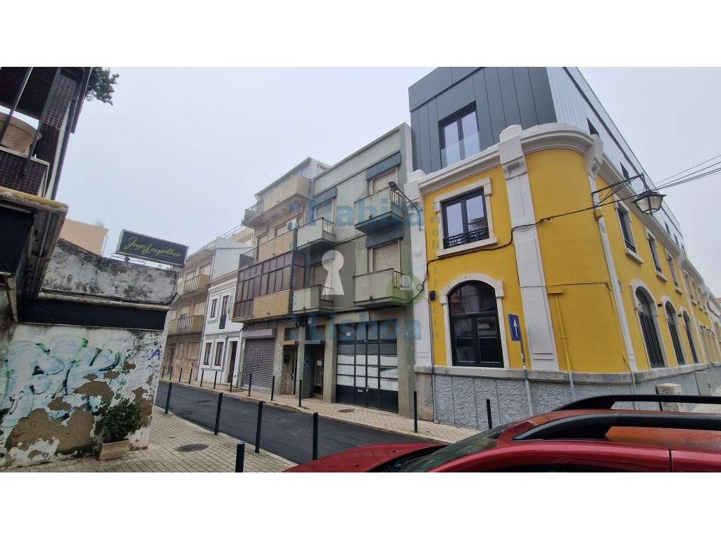 T2 Para Obras Totais Centro de Vila Franca de Xira - Grande imagem: 2/29