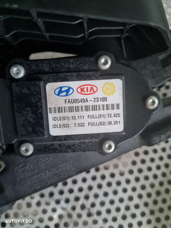 Pedala Acceleratie Hyundai IX35 An 2009-2010-2011-2012-2013-2014-2015 Volan Stanga Cod 0549A-2S100 Dezmembrez Hyundai IX35 2.0 Benzina 2x4 Cod Motor G4KD An 2009-2010-2011-2012-2013-2014-2015 Volan Stanga - 6