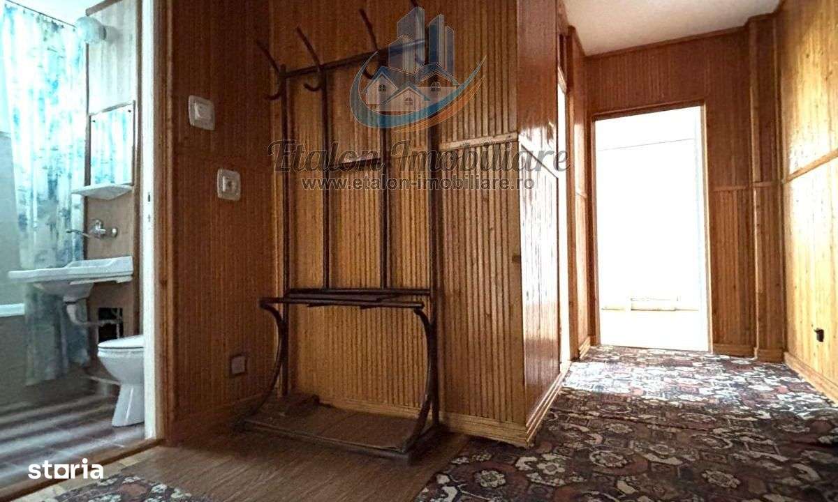 Apartament 2 camere decomandat, zona centrala Muzeu, Piatra Neamt - Imagine principală: 4/6