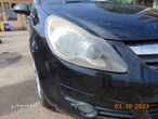 Far Opel Corsa d faruri stanga dreapta dezmembrez opel corsa D 1.2 benzina - 1