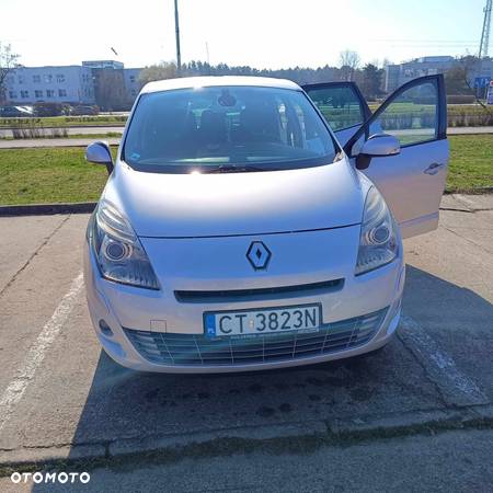 Renault Grand Scenic - 2