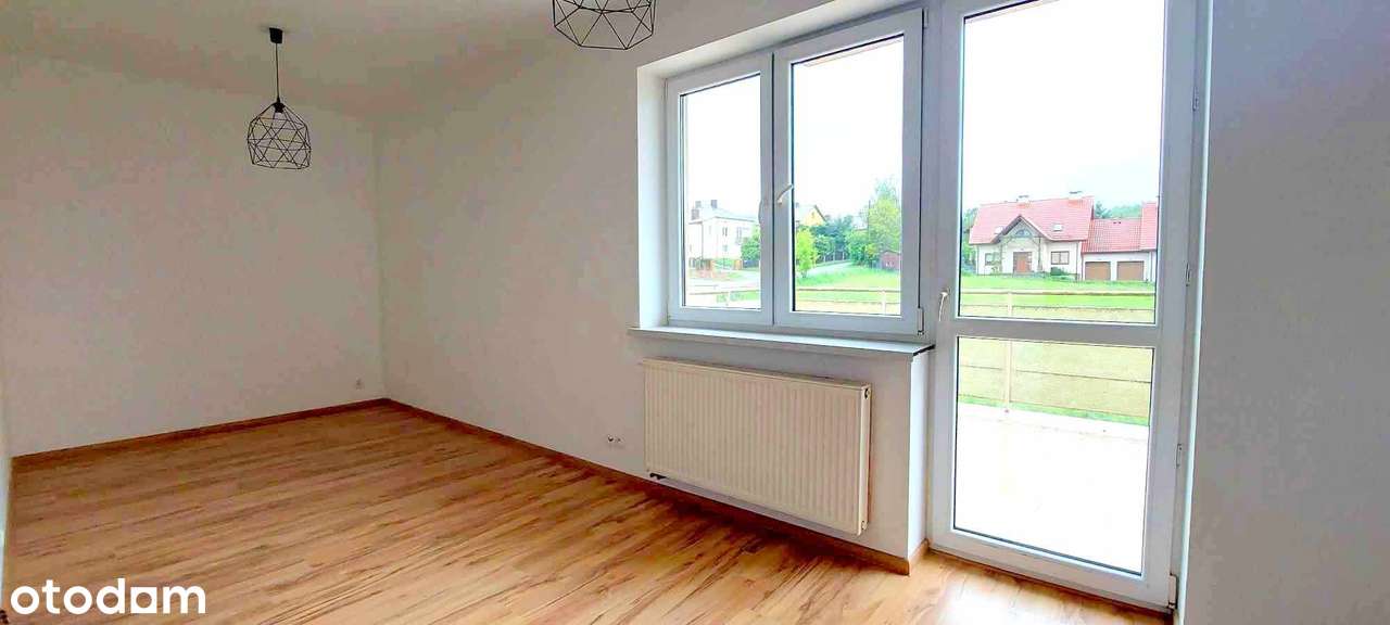 Kawalerka blisko URz duży taras, parking-0