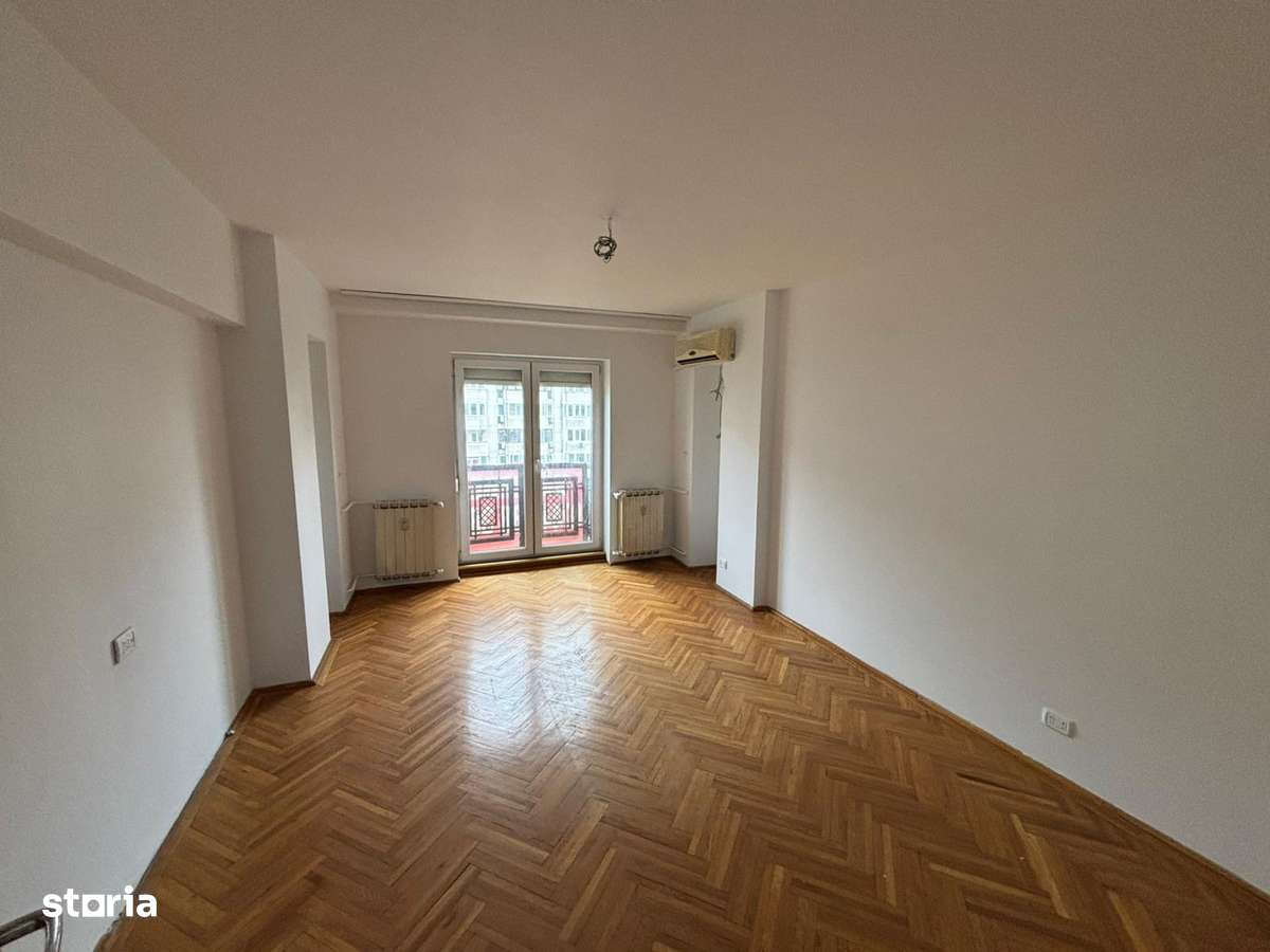 Bulevardul Decebal, 2 camere! Vedere stradala pe sud - Imagine principală: 1/8