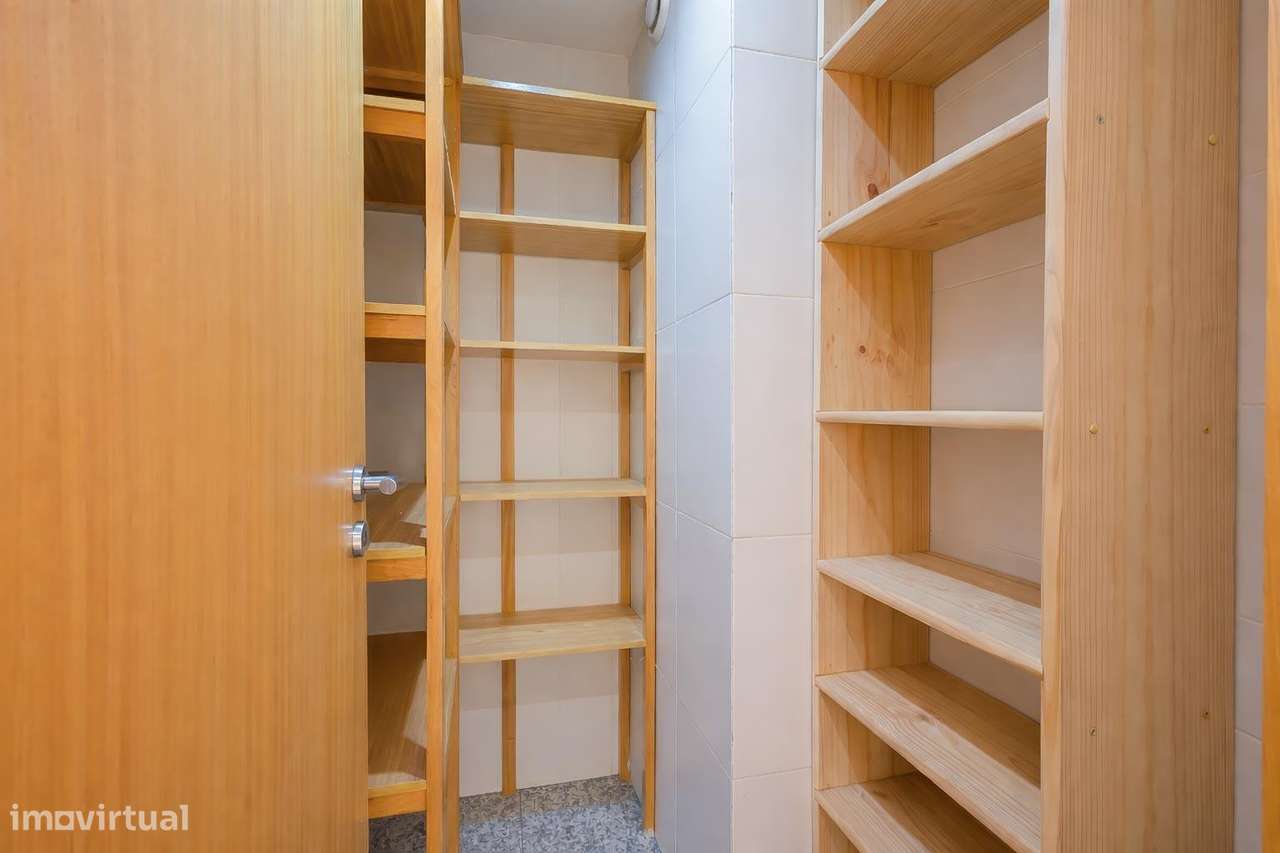 Apartamento T3 Exclusivo na Rua Soares dos Reis – Vila Nova de Gaia-15