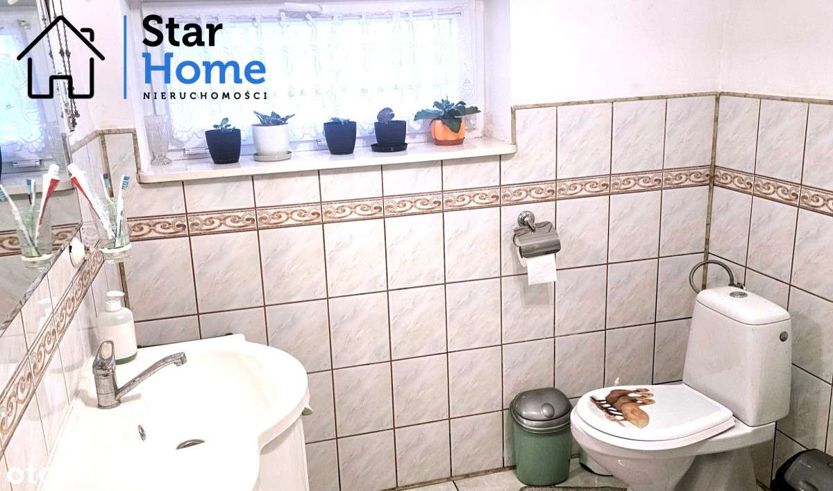 Wygodny dom na przedmieściu-12