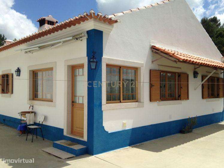 Moradia T2 com piscina, anexo e casa móvel – Matacães, Torres Vedras - Grande imagem: 4/58