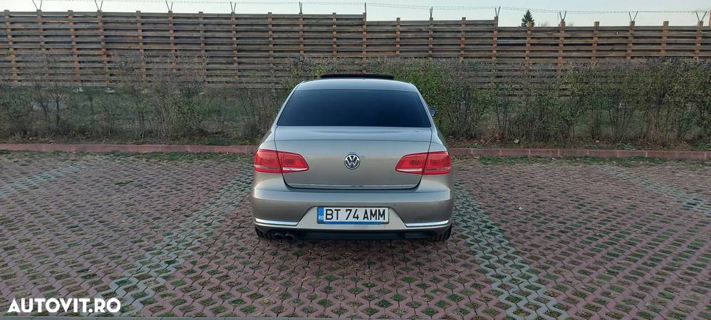 Volkswagen Passat Variant 2.0 TDI BlueMotion Technology Highline - 14