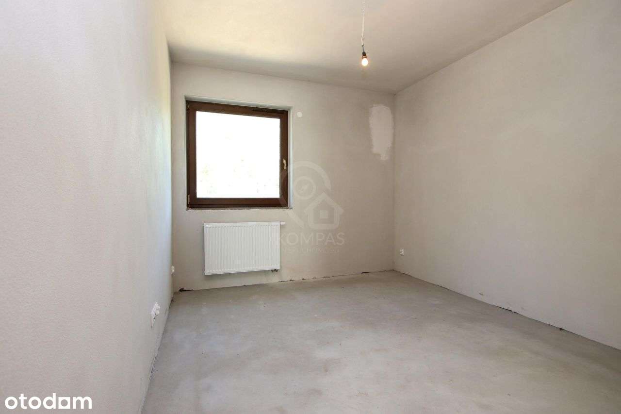 Przestronny szereg z ogrodem do własnej aranżacji!-5