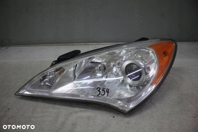 LAMPA LEWA HYUNDAI GENESIS COUPE - 1