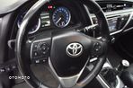 Toyota Auris 2.0 D-4D Prestige - 23