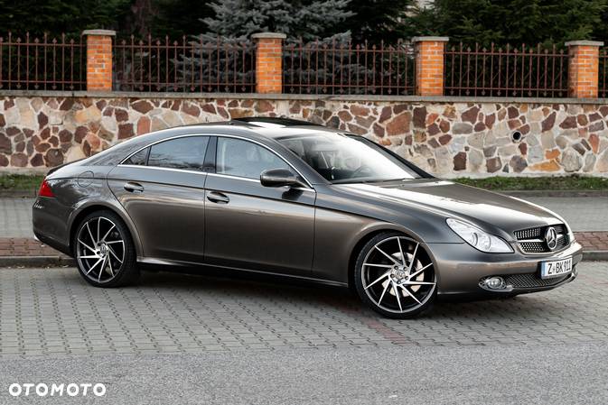 Mercedes-Benz CLS 350 CGI 7G-TRONIC - 11