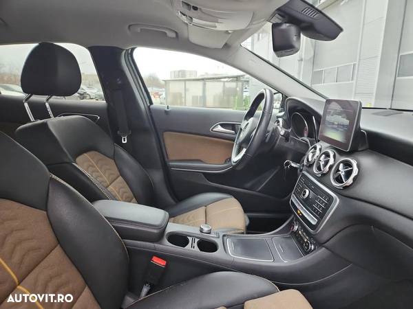 Mercedes-Benz GLA 220 4MATIC - 13