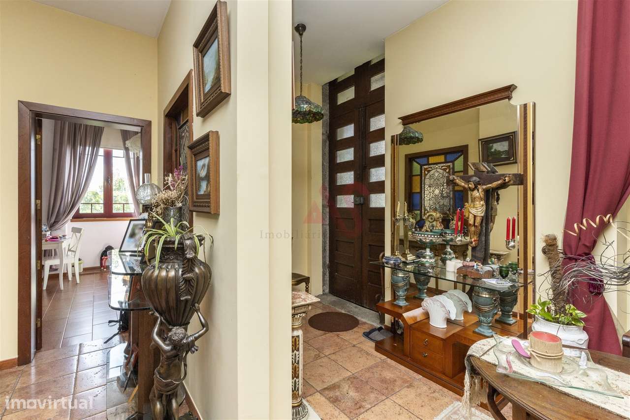 Moradia de Charme T7 na Freguesia de Bairro, Concelho de Vila Nova de - Grande imagem: 5/56