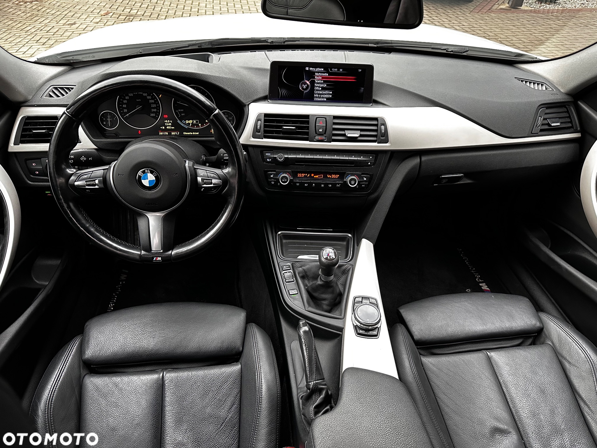 BMW Seria 3 318d xDrive M Sport - 9