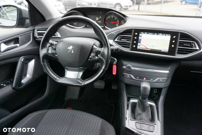 Peugeot 308 SW 1.6 BlueHDi Active S&S - 13