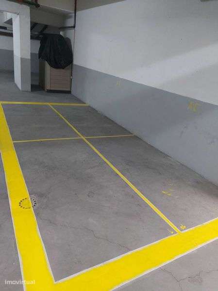 Arrenda-se parquiamento - Grande imagem: 4/4