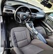 BMW Seria 3 318d - 9