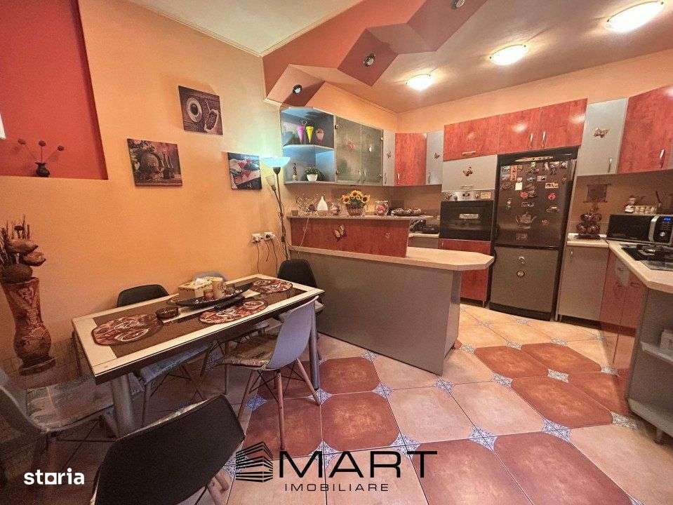Apartament 4 camere la casa cu loc de relaxare in curte , zona centru - Imagine principală: 5/15