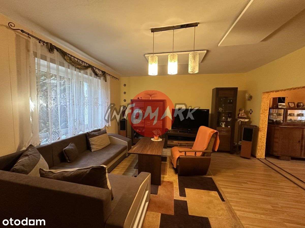 Sprzedamy w Rybniku Dom Z Dużą Działką-2