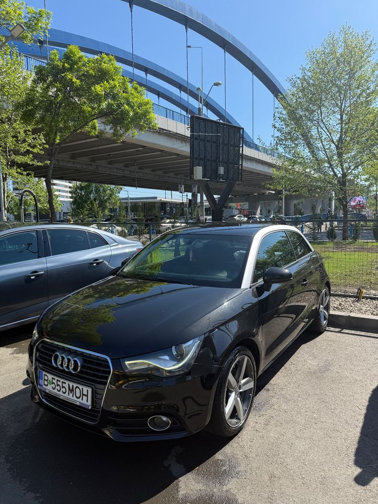 Audi A1 8X [2012 - 2018] 1.4 TFSI Stronic Attraction 2011