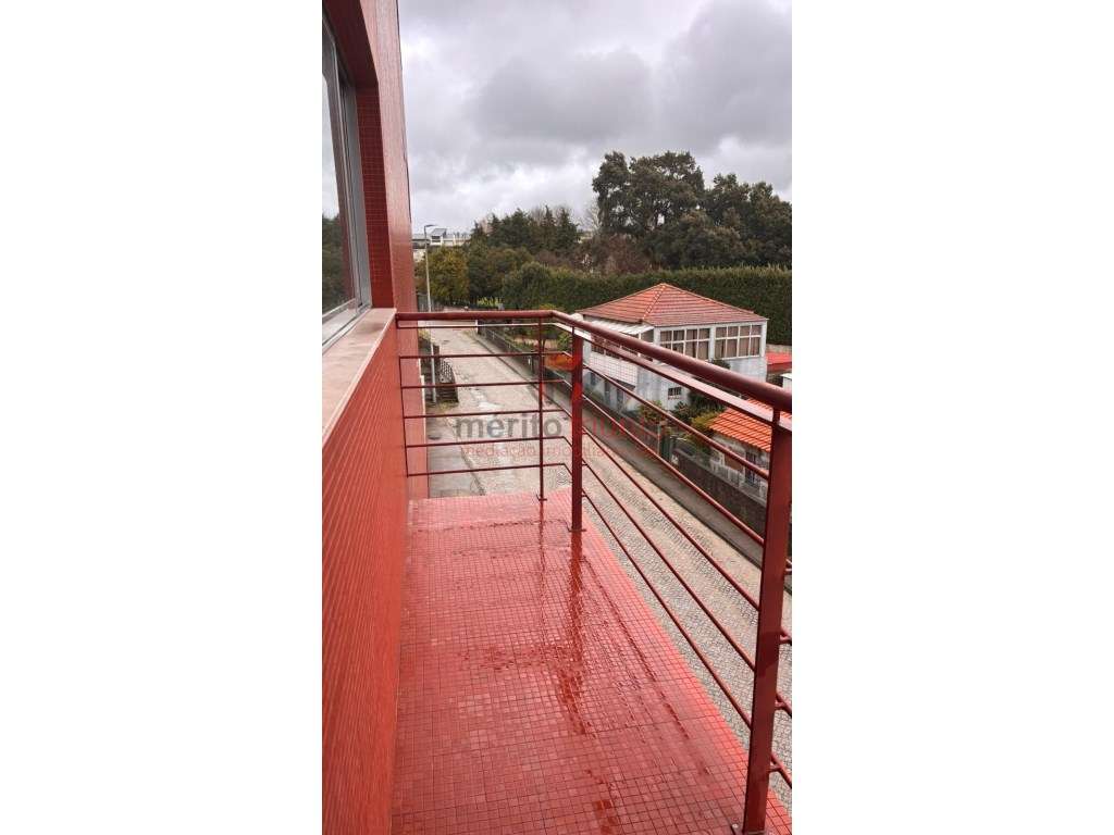 Oferta da escritura e Registo - Ap. T3 - Vila das Aves-15