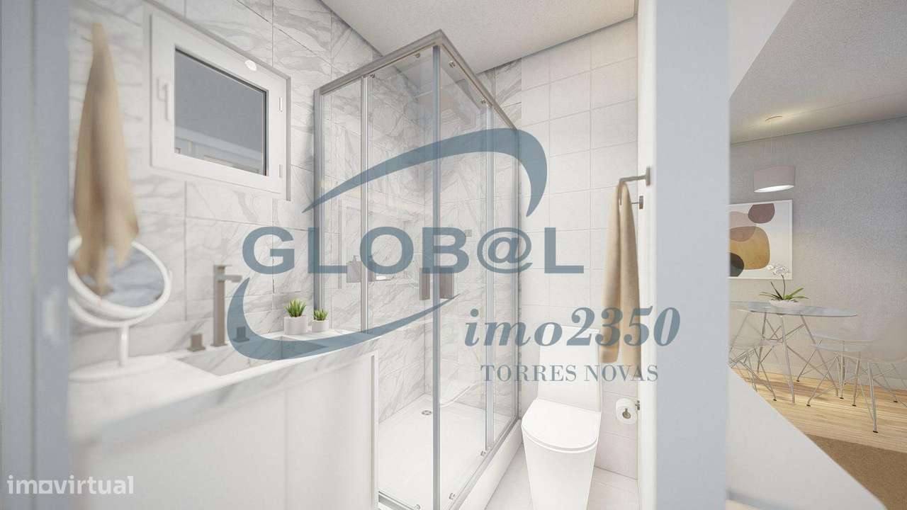 Moradia em Recuperação no Entroncamento - Grande imagem: 5/20