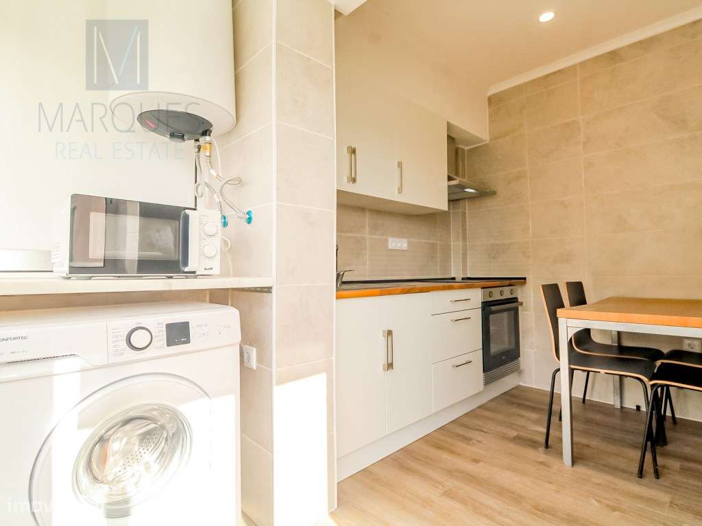 Apartamento T1 no Pragal - Grande imagem: 4/14
